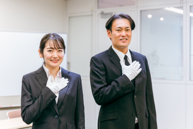 鑑定士